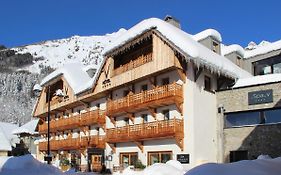 Hotel Le V De Vaujany